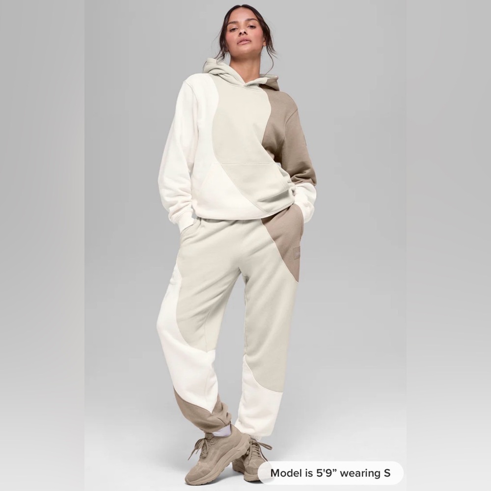 Alo Make Waves Colorblock Hoodie and Jogger Set